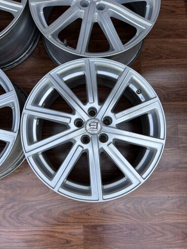 Диски: Литые Диски R 17 Комплект, отверстий - 5, Б/у — 5