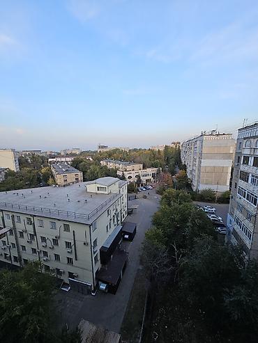 квартира пионер: 1 комната, 35 м², 6 мкр 106 серия, 9 этаж, Евроремонт — 10