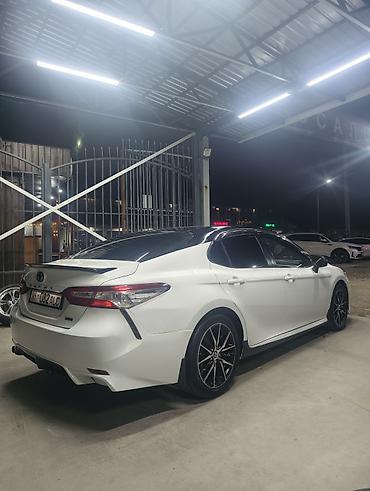 Продажа авто: Toyota Camry: 2018 г., 2.5 л, Автомат, Гибрид, Седан — 1