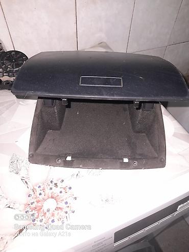 Бардачёк для центральной пагели автомобиля . В наличии 3 штуки 3 500