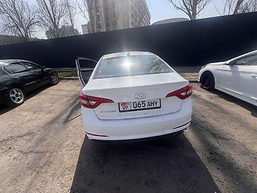 хендай ioniq: Hyundai Santa Fe: 2017 г., 2.4 л, Автомат, Бензин, Седан — 4