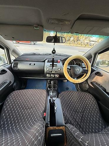 авто в киргизии цены: Honda Fit: 2003 г., 1.3 л, Автомат, Бензин, Хэтчбэк — 5