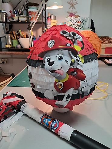 biljke: Praznična piñata kugla – tematske dekoracije za dečije proslave - — 1