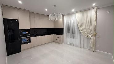 Продажа домов: 6 комнат, 240 м², 4 соток, Бишкек, Риэлтор — 3