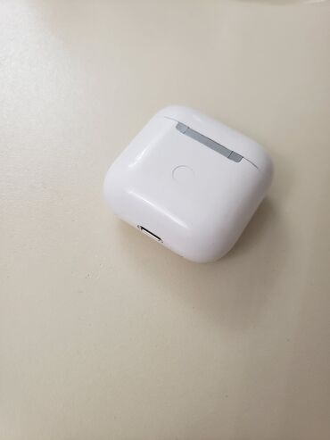 apple airpod pro: Airpod.Çox az istifadə olunub,problemi yoxdur