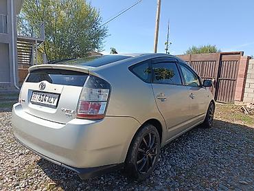 Toyota: Toyota Prius: 2005 г., 1.5 л, Вариатор, Гибрид, Хэтчбэк — 1
