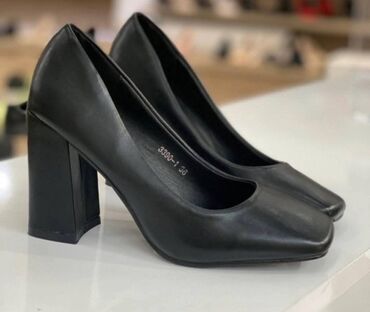 Salonke: Salonke, 40 — 12