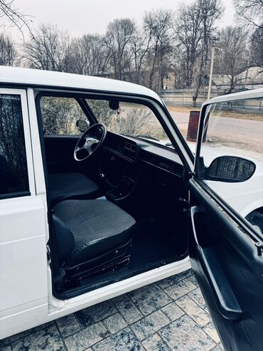 ВАЗ (ЛАДА): ВАЗ (ЛАДА) 2107: 2010 г., Седан — 1