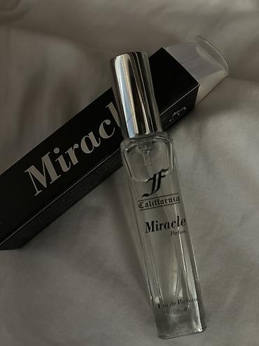 лана дель рей: Оригинал California Miracle, 15 мл

Возможен торг — 2