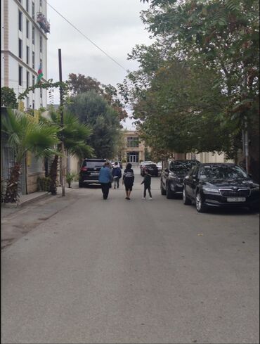 Köhnə tikili: Bakı, Bakıxanov qəs., 1 otaqlı, Köhnə tikili, m. Neftçilər, 40 kv. m -da lalafo.az — 1 Köhnə tikili: Bakı, Bakıxanov qəs., 1 otaqlı, Köhnə tikili, m. Neftçilər, 40 kv. m — 1