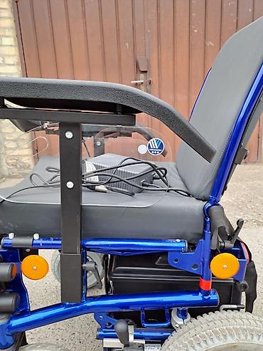 Invalidska kolica: Elektromotorna invalidska kolica – džojstik upravljanje - Kompaktna — 9