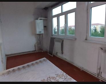 Uzunmüddətli kirayə mənzillər: Mənzilin təsviri: - 4 otaqlı, işıqlı mənzil. Geniş pəncərələr — 1