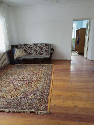 Долгосрочная аренда домов: 130 м², 5 комнат, Утепленный, Бронированные двери, Забор, огорожен