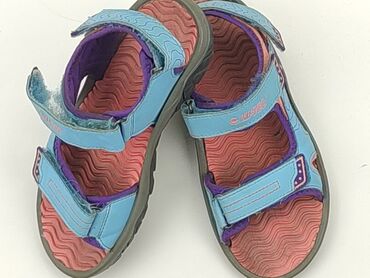 sandały wysokie: Sandals Hi-Tec, 32, Used