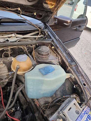 Volkswagen: Volkswagen Passat Variant: 1992 г., 2 л, Механика, Бензин, Универсал — 11