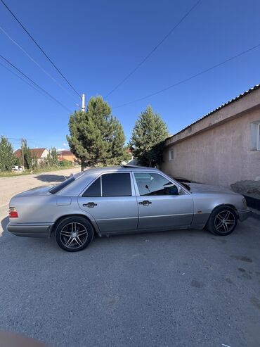 запчасти опель зафира а: Mercedes-Benz E-Class: 1995 г., 2.2 л, Автомат, Бензин, Седан