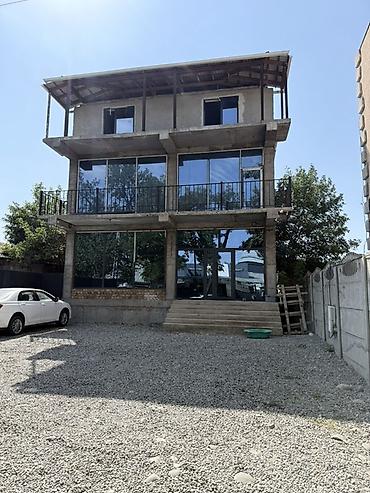 Здание, 900 м²