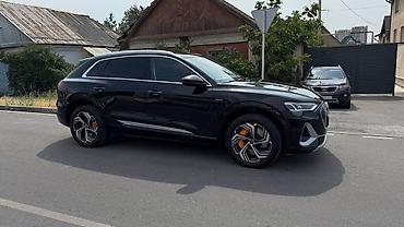 sequia: Audi e-tron: 2022 г., Автомат, Электромобиль, Кроссовер — 4