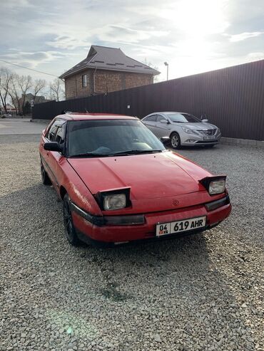 Mazda: Mazda 323: 1991 г., 1.6 л, Механика, Бензин, Хэтчбэк