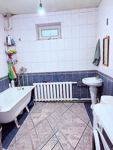 Продажа коттеджей и домов: Продаётся 4-комнатный дом Район: Ак-Орго ж/м (Ахунбаева/Хан-Тенир) — 13