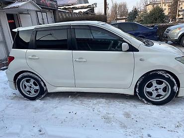 Toyota: Toyota ist: 2002 г., 1.5 л, Автомат, Бензин, Хэтчбэк — 19