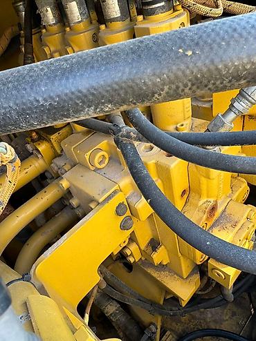 Экскаваторы: Экскаватор, Caterpillar, 2021 г., Гусеничный — 9