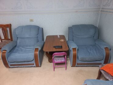 купить офисное кресло в бишкеке: Продаю мягкую мебель