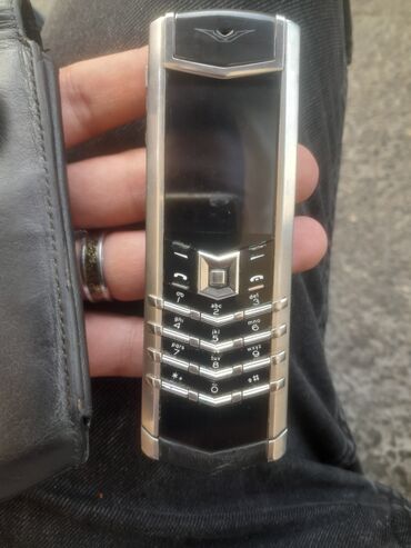 Vertu: Vertu Signature Touch, цвет - Черный