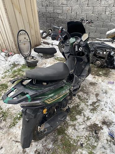 Скутеры: 4 скутера обмен на машину или на телефон 
4-130000 — 15