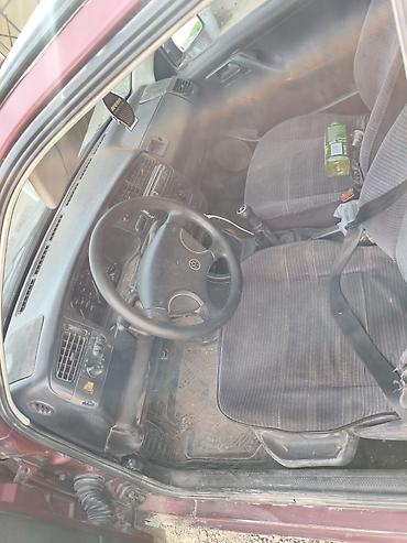 сиденья volkswagen: Volkswagen Golf: 1992 г., 1.8 л, Механика, Бензин, Хэтчбэк — 8