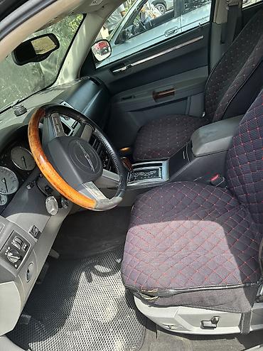 мини машины: Chrysler 300C: 2004 г., 2.7 л, Автомат, Газ, Седан — 6
