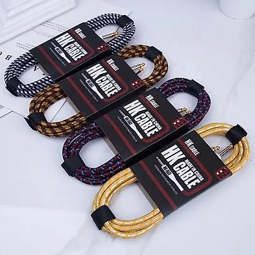 Гитары: 4х струнные бас гитары с небольшим комплектом - 14000с. В комплекте — 7