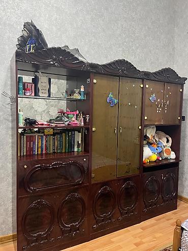 mebler: Mebel Kitab Rəfi olaraq istifadə edilib. Sınığı, qırığı yoxdur — 1