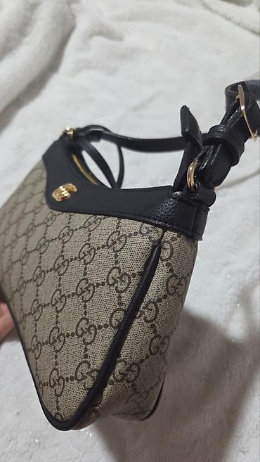 mona novcanici zenski: Nova torbica, nekorišćena i odmah dostupna. 👜✨ Moderan i praktičan — 3