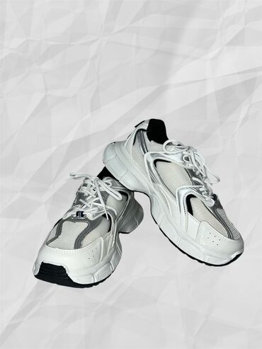 волейбольные кроссовки бишкек цена: Кроссовки New Balance 530 Размер:36-36,5 Цена:Вместо 2500-Цена:1500