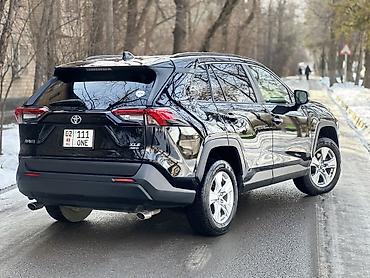 Toyota: Toyota RAV4: 2019 г., 2.5 л, Автомат, Бензин, Кроссовер — 6