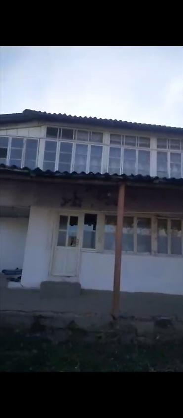 şirvan ev alqi satqisi: 5 otaqlı, 24 kv. m, Kredit yoxdur, Orta təmir — 2