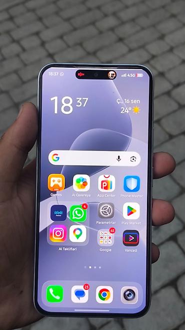Infinix Hot 60 Pro, 8 GB, rəng - Gümüşü, Zəmanət, Kredit, Face ID