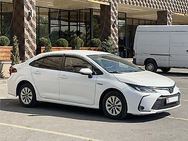 с4 обмен: Toyota Corolla: 2019 г., 1.8 л, Вариатор, Гибрид, Седан — 2