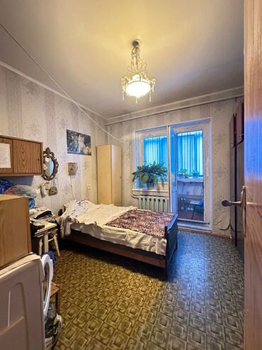 105 серия квартиры: 2 комнаты, 50 м², 105 серия, 2 этаж, Старый ремонт