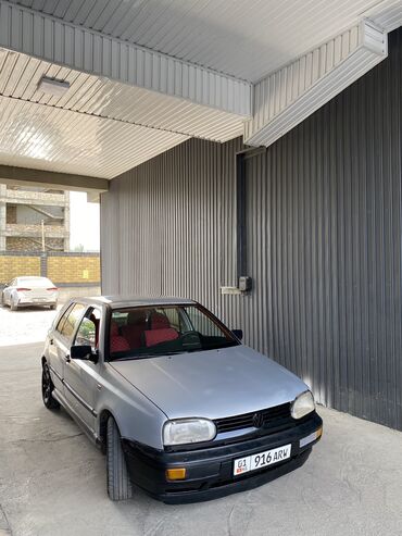 фольксваген венто кузов: Volkswagen Golf: 1993 г., 1.6 л, Механика, Бензин, Хэтчбэк