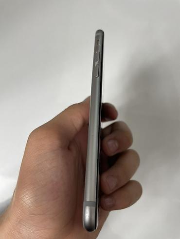 Apple iPhone: IPhone 6, 32 GB, Space Gray, Barmaq izi — 5