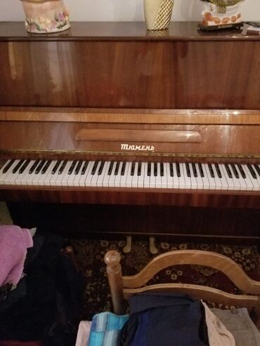 рояль steinway: Продаю Пианино Тюмень.Состояние Отличные как Новый.Ни Кто не играл