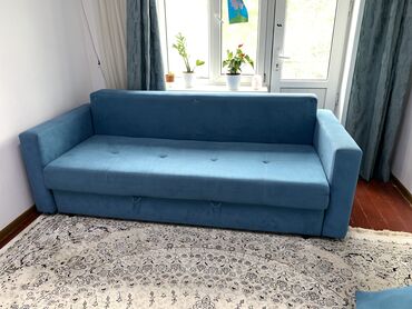 Диваны: Диван-кровать, цвет - Голубой, Б/у