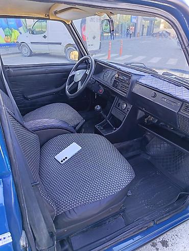 masin dinamiki: Lada 2104 salonu – praktik və rahat universal avtomobilin daxili - 5 — 3