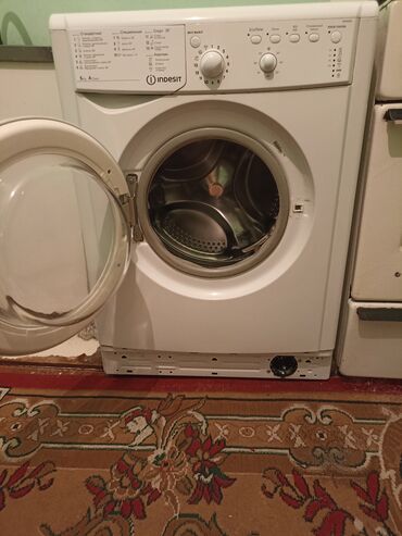 купить стиральную машину бу недорого: Стиральная машина Indesit, Б/у, Автомат, До 6 кг, Компактная