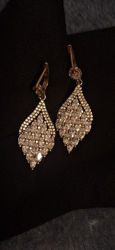 Sırğalar: Qızıl suyuna salınmış Zərif daş-qaşlı sırğalar. svarovskiy qaşlarla — 3