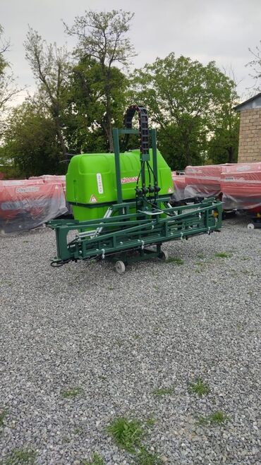 t 25 traktor satisi: Yarı hidravlik derman səpən. +16 m qollu 4 membran 105 pompa zirmak
