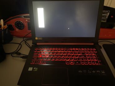 acer nitro: Intel Core i5, 8 GB