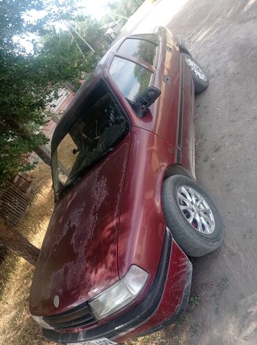 запчасти опель зафира а: Opel Vectra: 1992 г., 1.8 л, Механика, Бензин, Седан